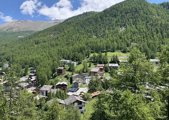 アパート Paradies *