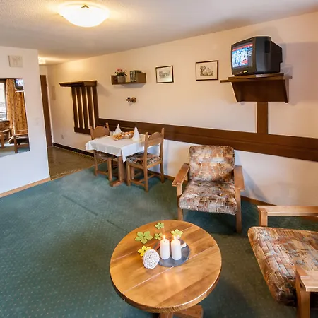 Paradies Apartman *