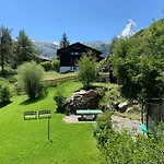 Paradies Апартаменты